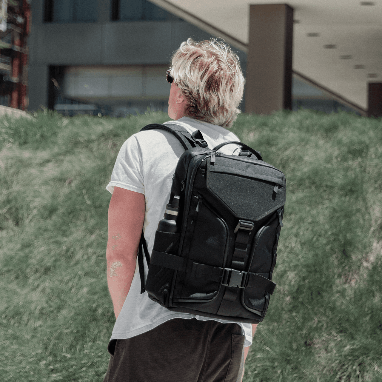 Nectrum WINGPACK: Function Meets Fashion