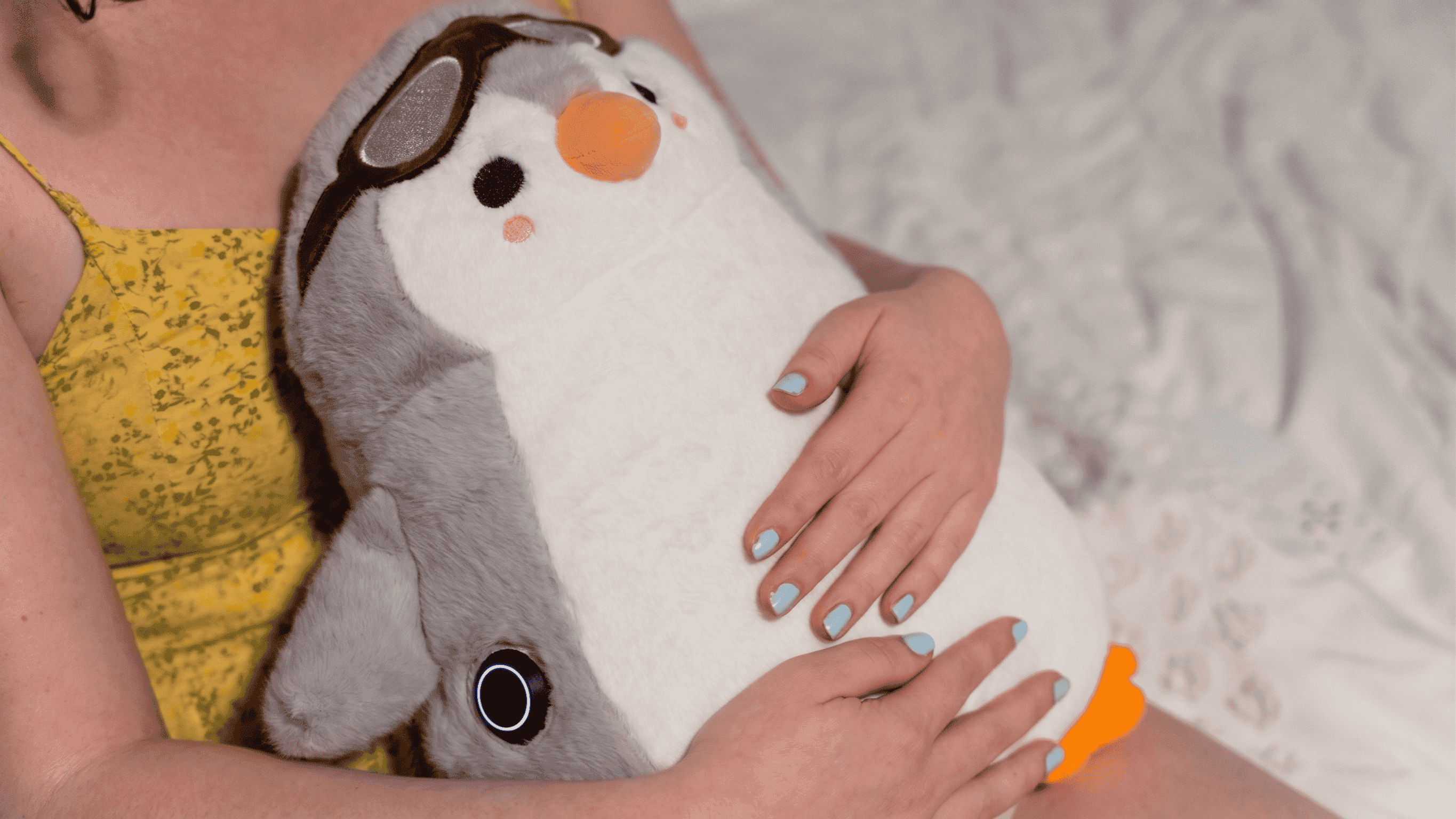 ThermoSnug: Your Portable Heated Wellness Companion