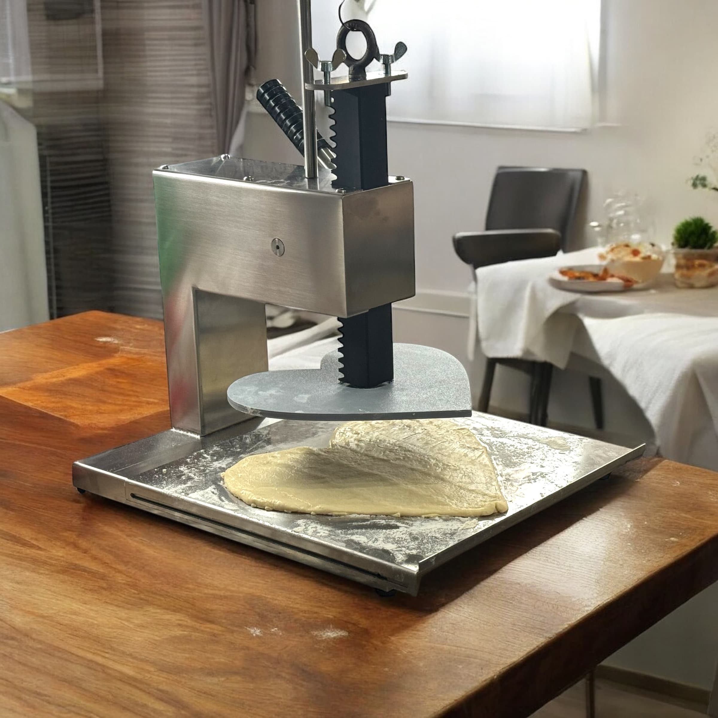 Pizza Form: Love for Pizza Takes Shape
