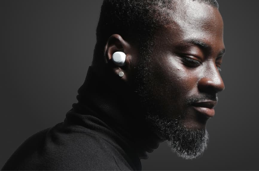 Earbuds that don’t go out of charging for days