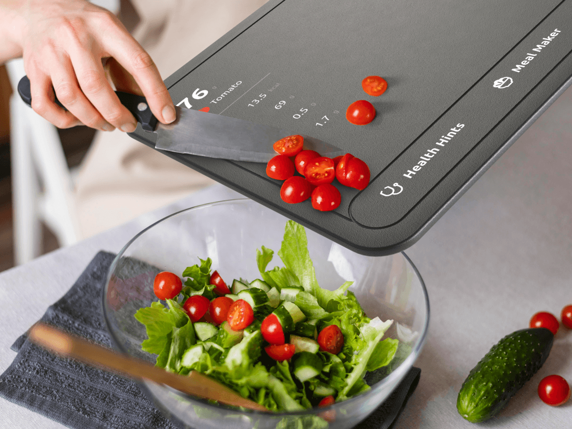 KIM: Smart Culinary Board for Effortless Cooking