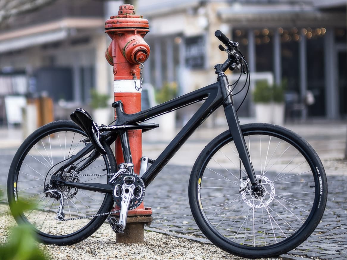 Lockinvisible: Fully Integrated Bicycle Lock