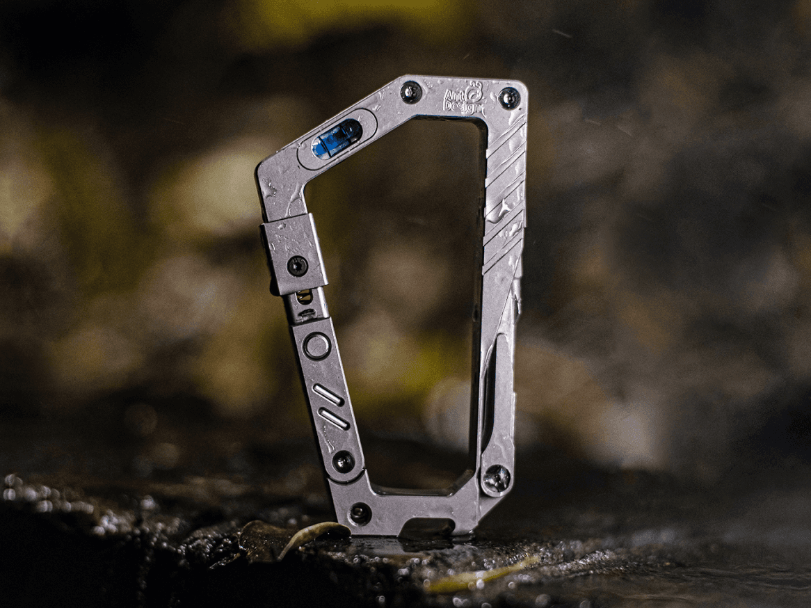 GH Carabiner: Versatile. Titanium. 17-in-1