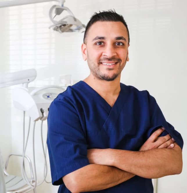 Dentists recommend PomaBrush