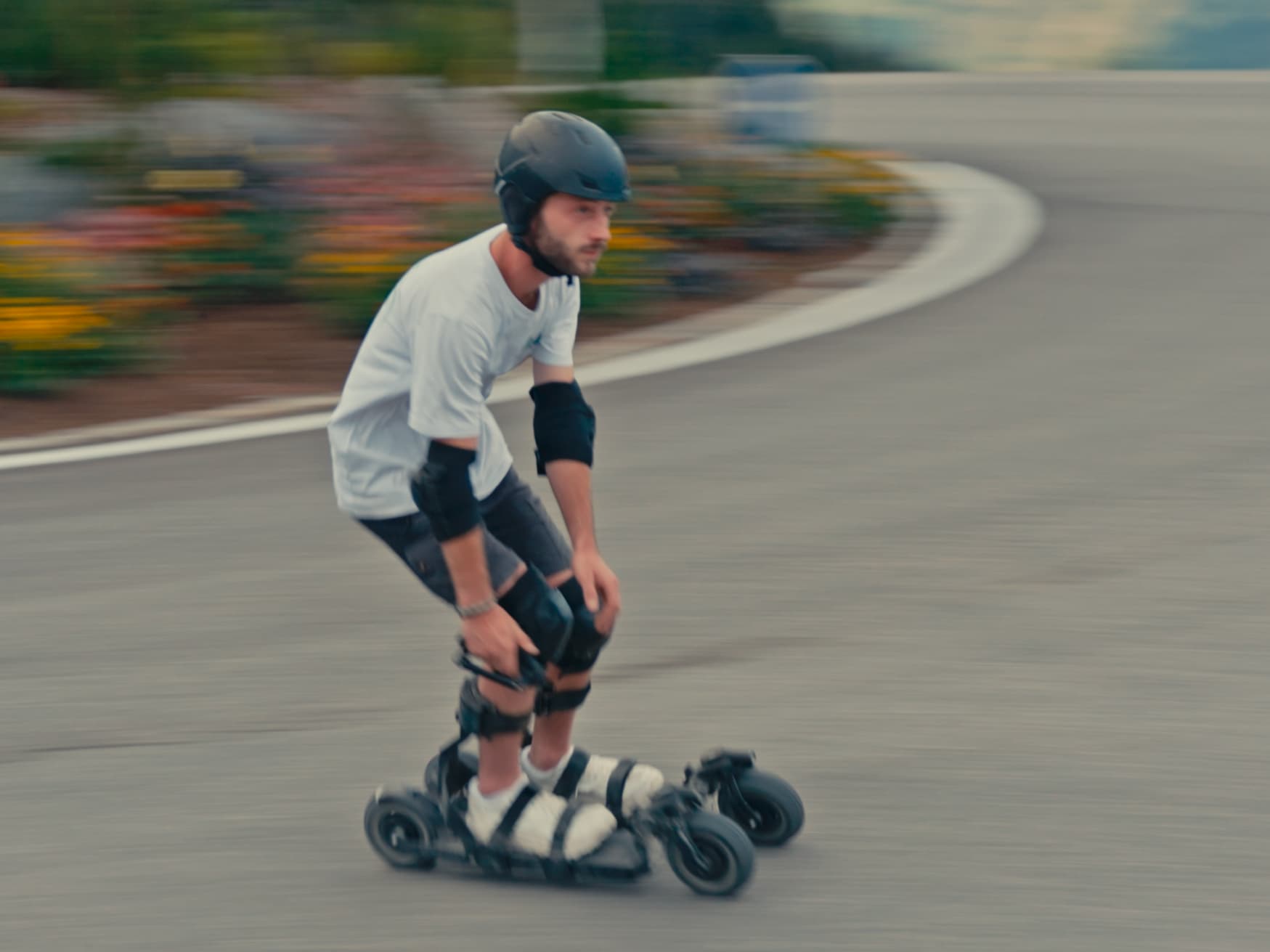 SKWHEEL: World’s 1st All-Terrain Electric Ski