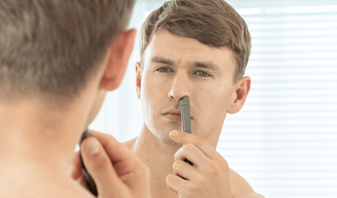 The Precision Razor and Nose Hair Trimmer