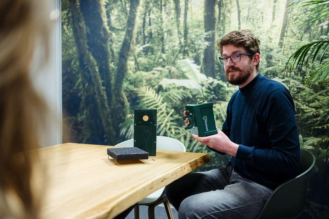 Pre-order | Nestomni Intelligent Nest Box Monitor
