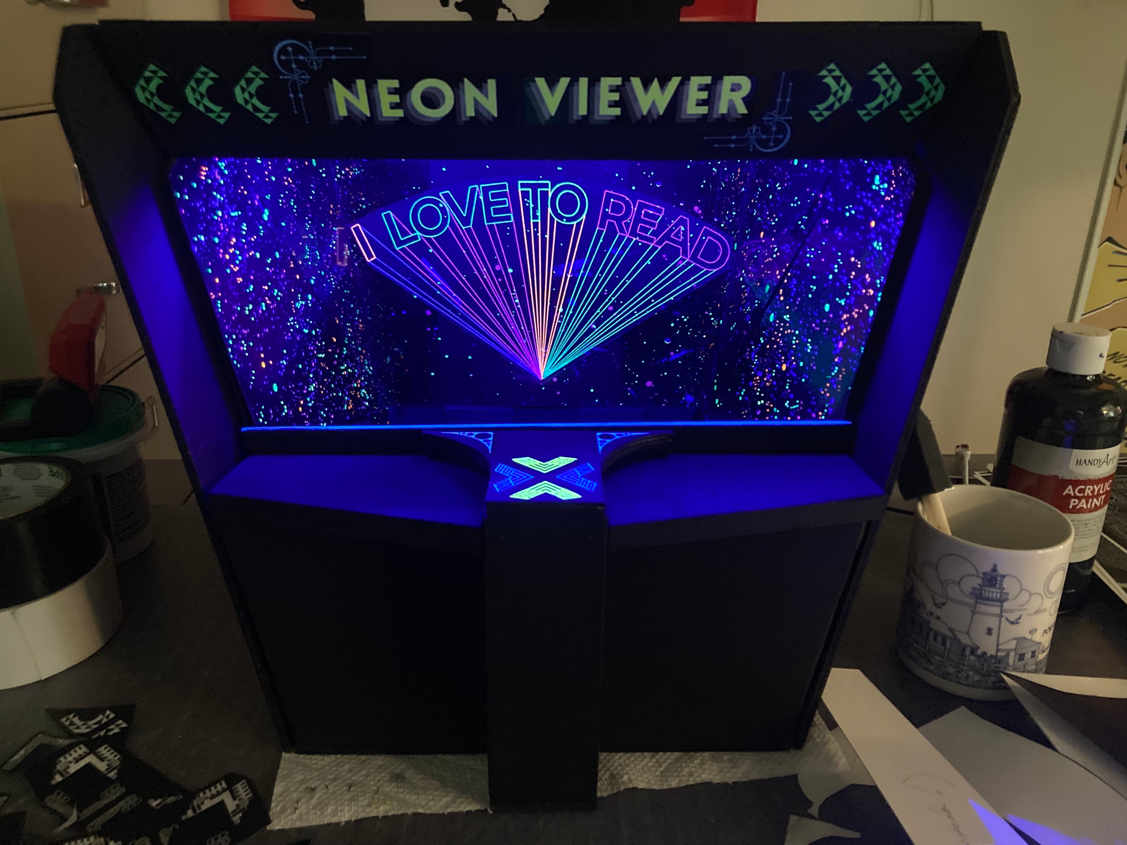 Neon Viewer: Make the Most of Pepper's Ghost