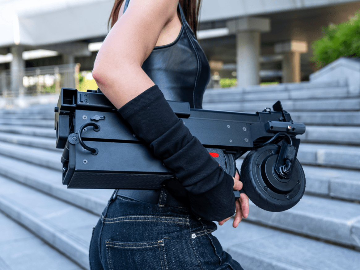 Blizwheel F0.5: The E-Scooter in Your Bag