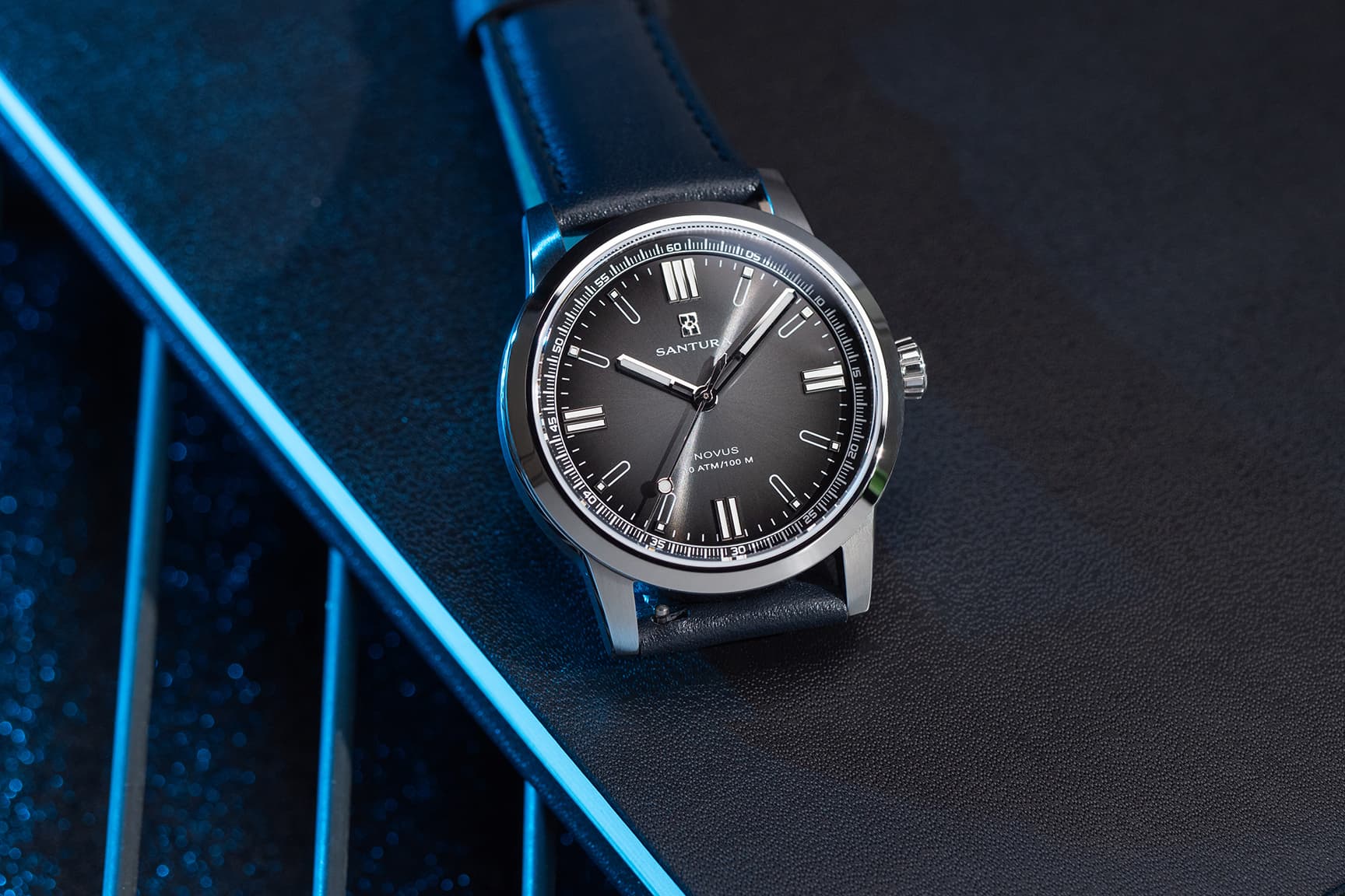 Santura Novus: Timeless Elegance