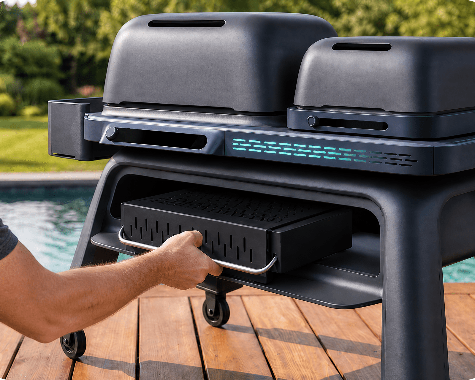 The Ultimate 2-in-1 Grill. Smoke. Sear. Seamless.