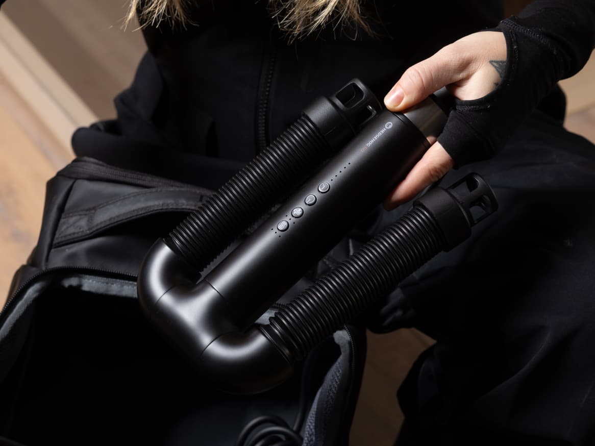 World’s Strongest Dual Purpose Handheld Dryer