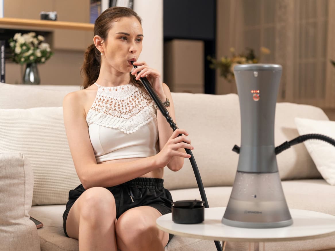 EnnoShi: The Charcoal-Free Smart Hookah