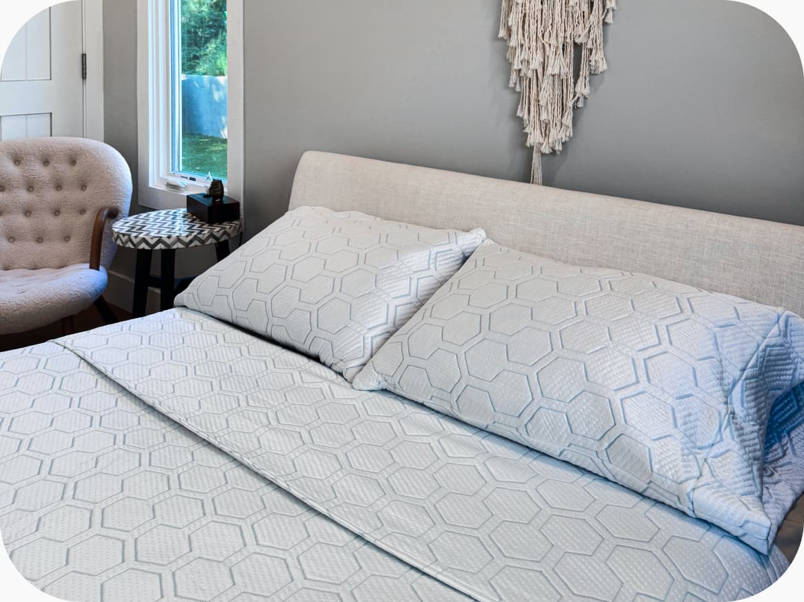 HILU Bluvet: Your Personal AC Unit in Bed
