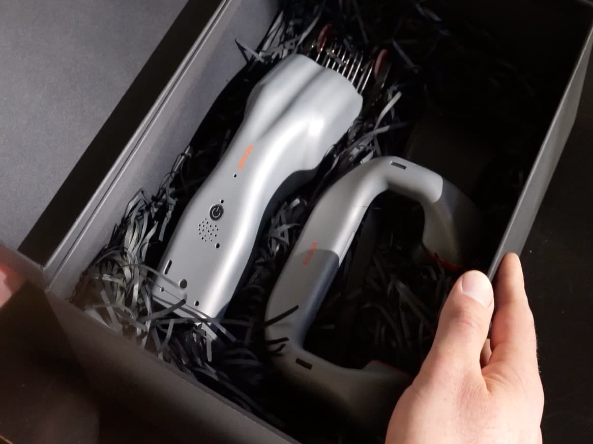 GLYDE: Fresh Home Haircuts, No Skills Required