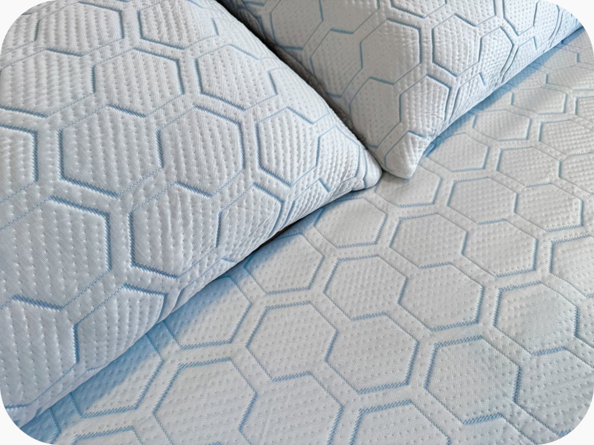 HILU Bluvet: Your Personal AC Unit in Bed
