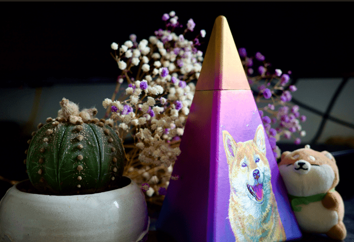Forever in Style: Customized Titanium Pet Urns
