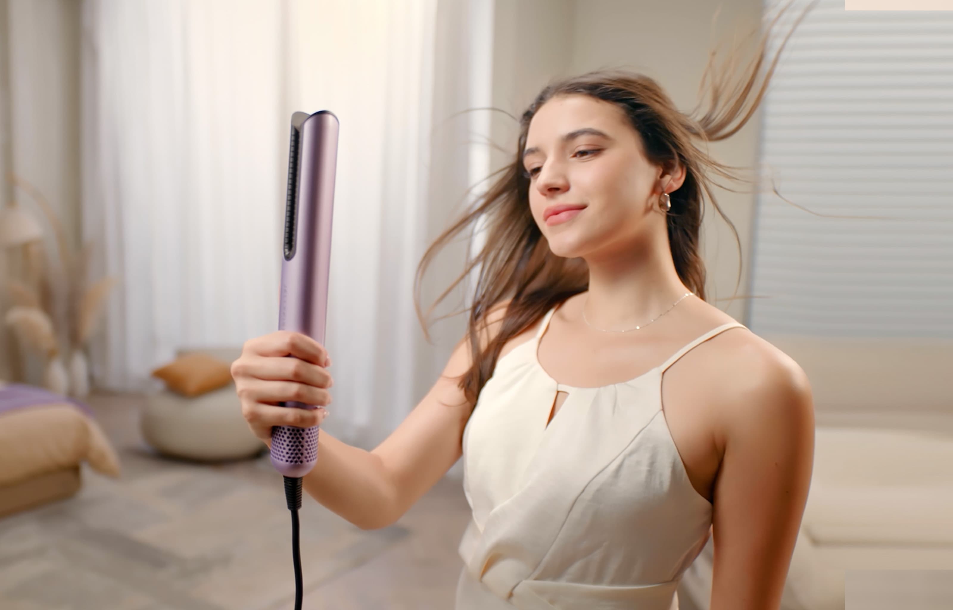Breakage-free Formula! Clamp-Free Flat Iron