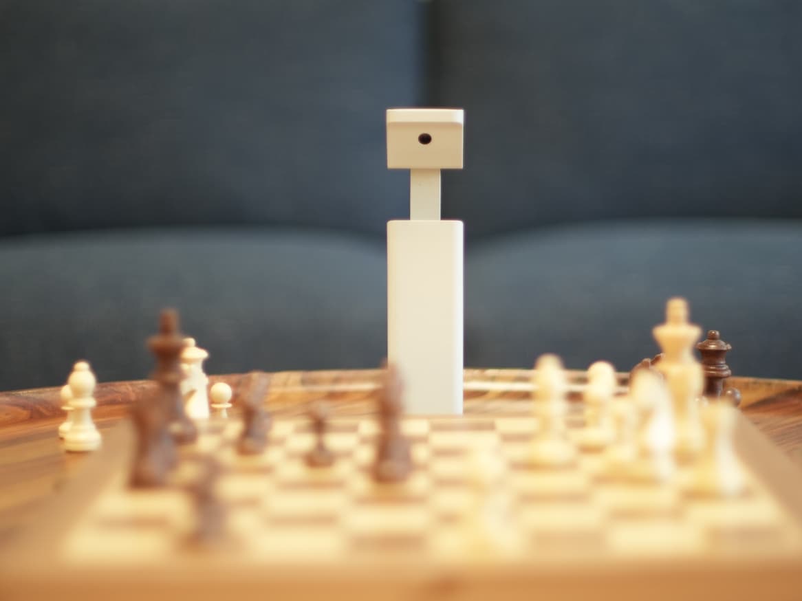 Clio Lite: Capture Chess Brilliance and Mastery