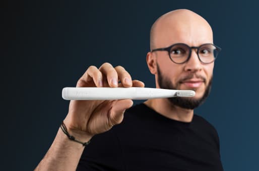 Nest Brush: Self-dispensing Electric Toothbrush