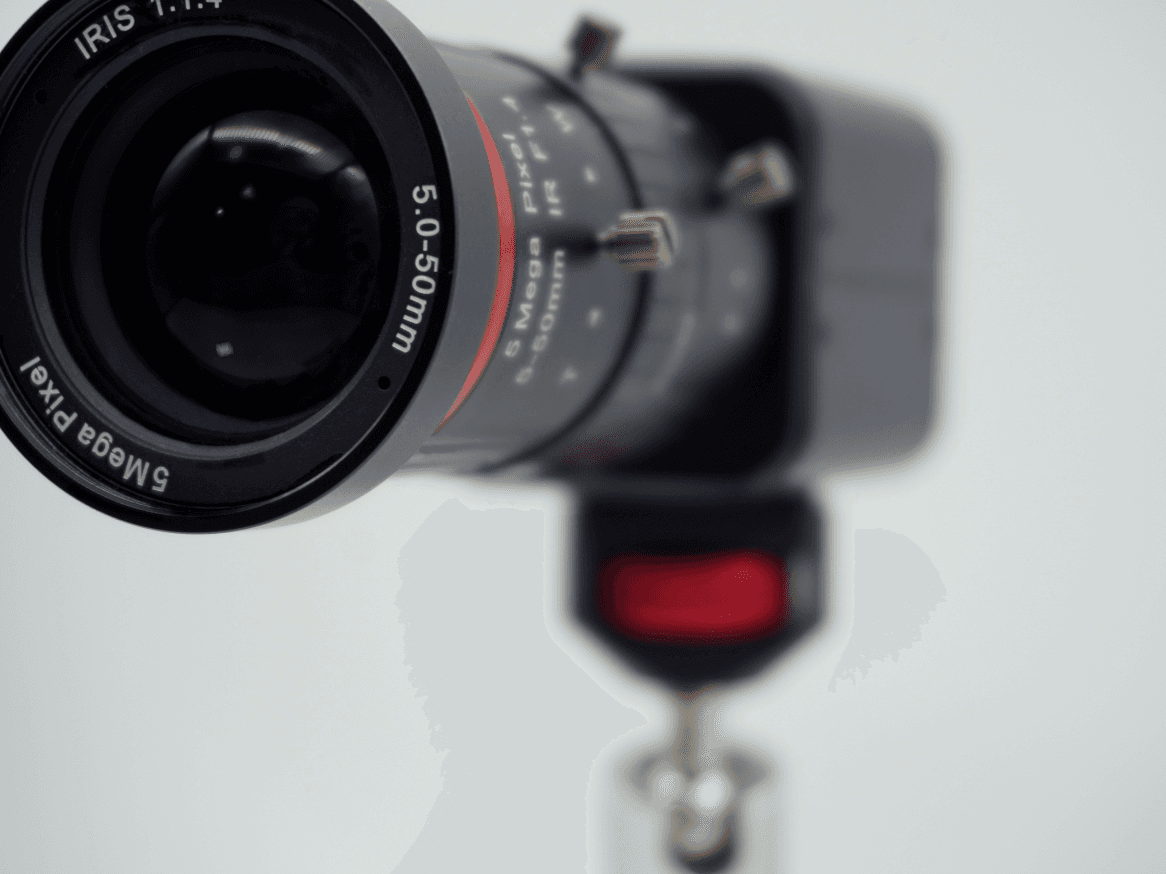 SOLO: The Only All-in-One Professional Streaming Kit