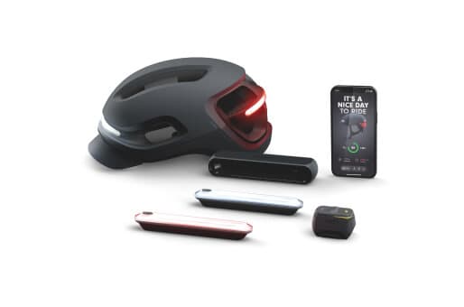 UNIT 1 AURA: smart helmet for urban & road riding